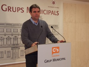 El portaveu de Cs a l'Ajuntament de Reus, Juan Carlos Sánchez.